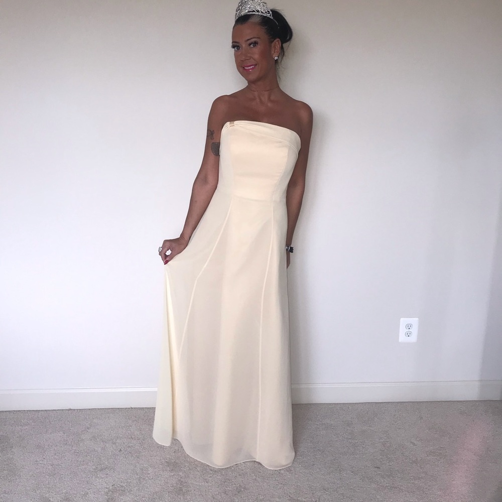 B2 Women’s PROM DRESS size 10